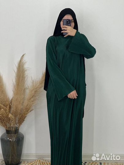 Платье плисе