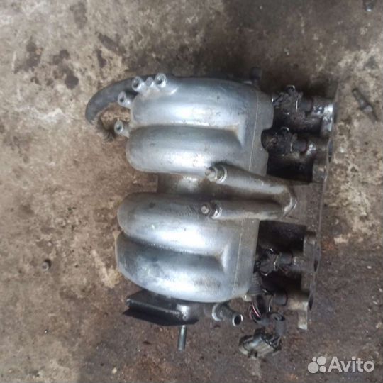 Впускной коллектор, шеви нива, нива,классика