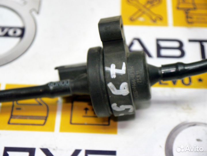 Клапан вентиляции топливного бака Вольво C30 S40-2