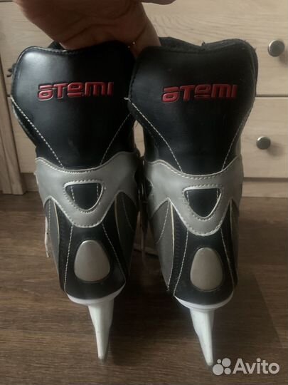 Коньки хоккейные Атеми