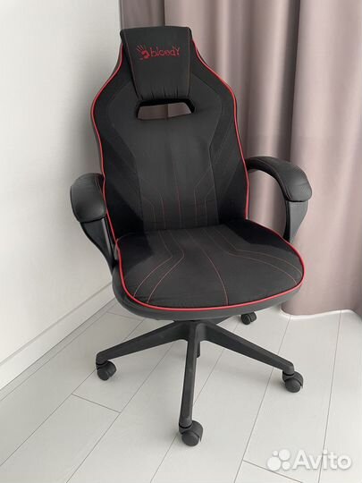 Компьютерное кресло