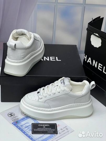 Женские кроссовки chanel