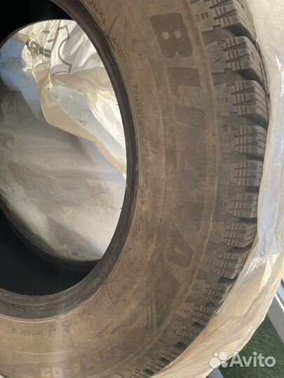 Bridgestone Blizzak Spike-02 195/65 R15 91T