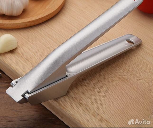 Чеснокодавилка