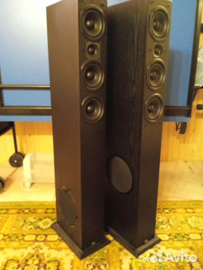 Напольные колонки JBL loft 50