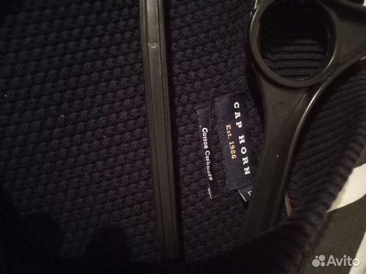 Свитер Gap