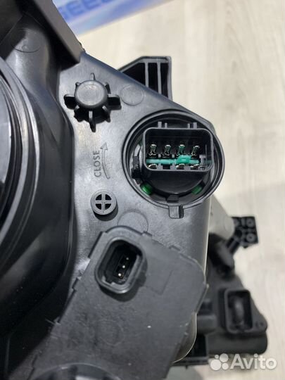 Фара Kia RIO 4 Лев