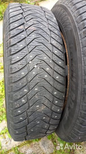 Yokohama Ice Guard IG65 215/65 R16 102