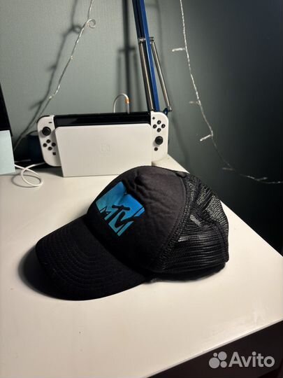 Кепка h&m mtv черная