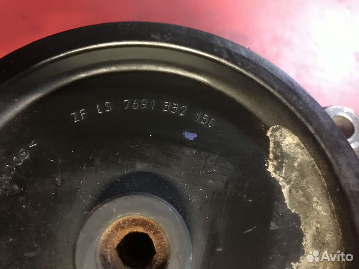 Насос гур Mercedes-Benz E-Class W212