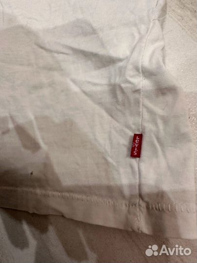 Футболка levis