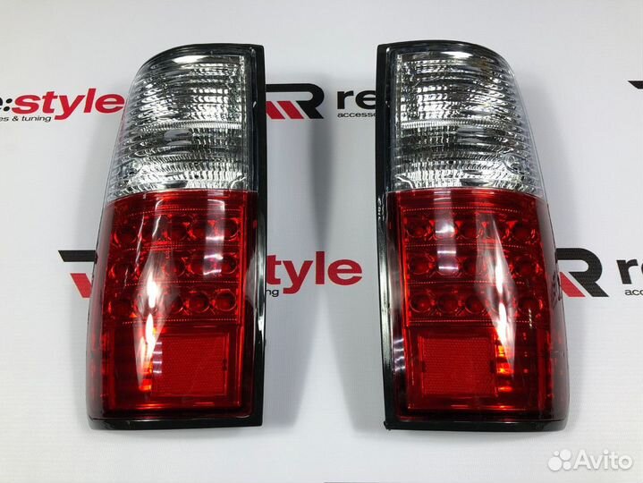 Стопы Toyota Land Cruiser 80 Красно-Белые K2432