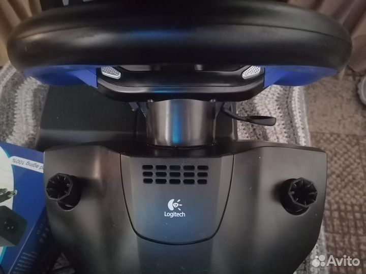 Руль Logitech Driving Force