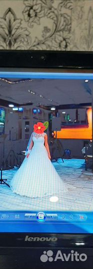 Свадебное платье 42-44 бу