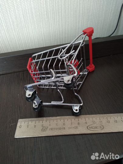 Тележка сувенирная