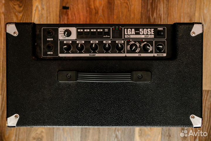 Гитарный комбоусилитель 50Вт + аксессуары