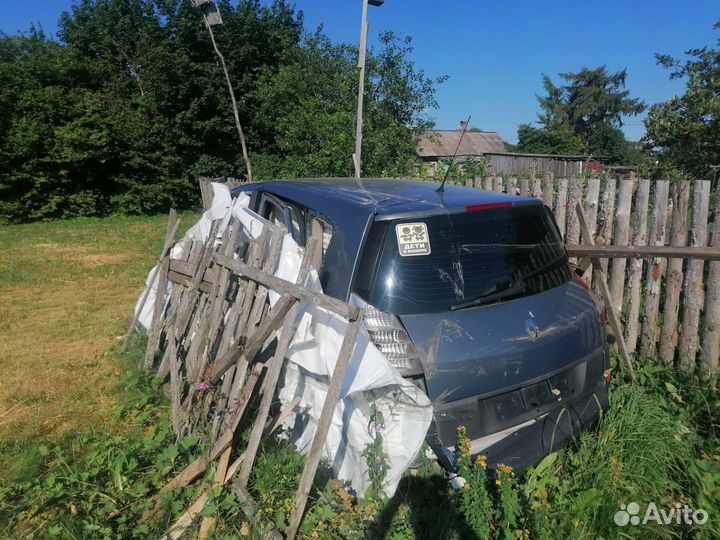 Renault Scenic 1.5 МТ, 2006, битый, 300 000 км