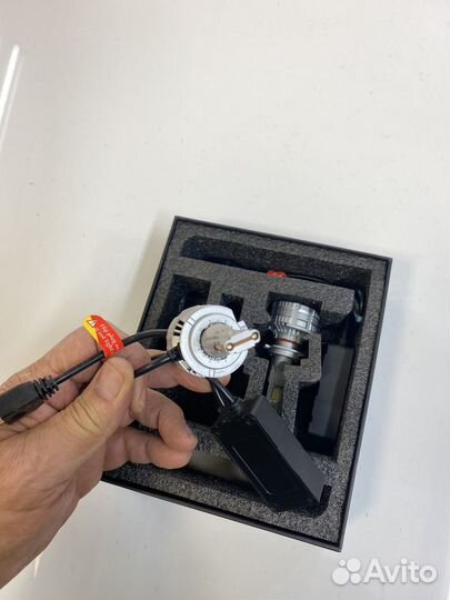 Продам диодные лампы F7