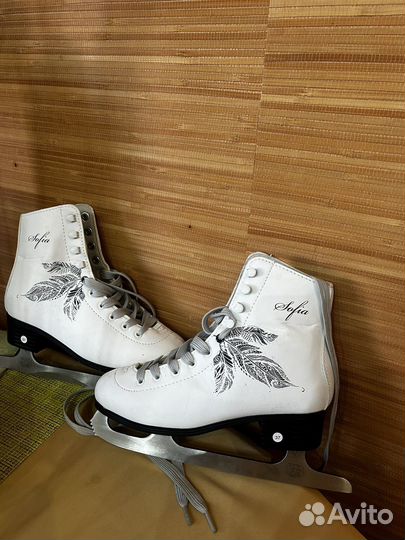 Фигурные коньки Nordway Sofia