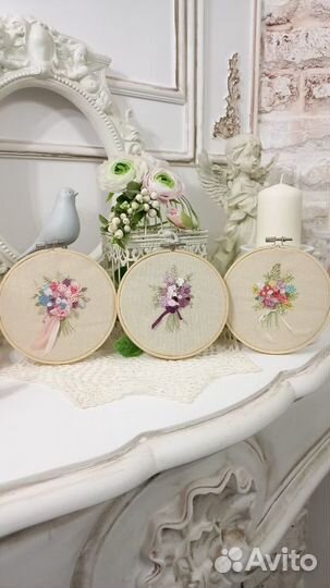 Бразильская вышивка в пяльцах