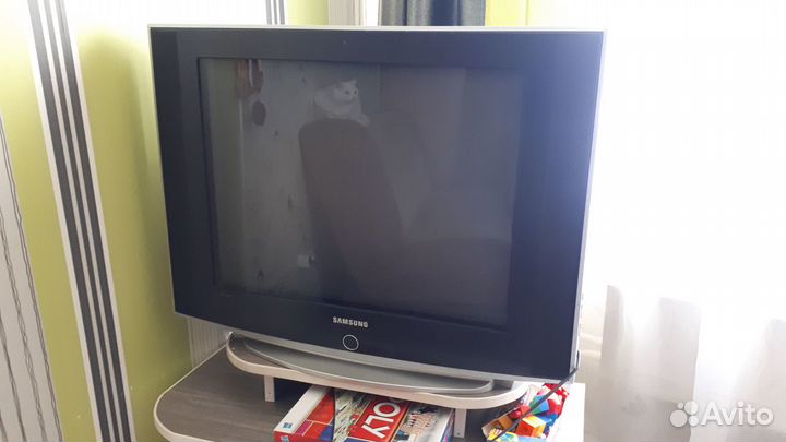 Продам телевизор