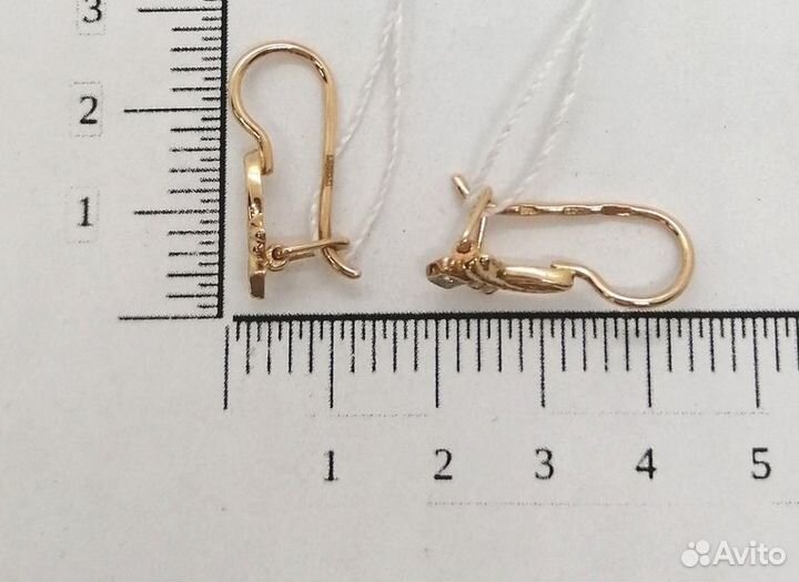 Золотые серьги с фианитом