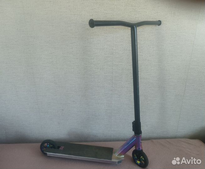 Трюковой самокат Invert