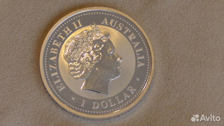 Монета 1 dollar elizabeth II australia 2002