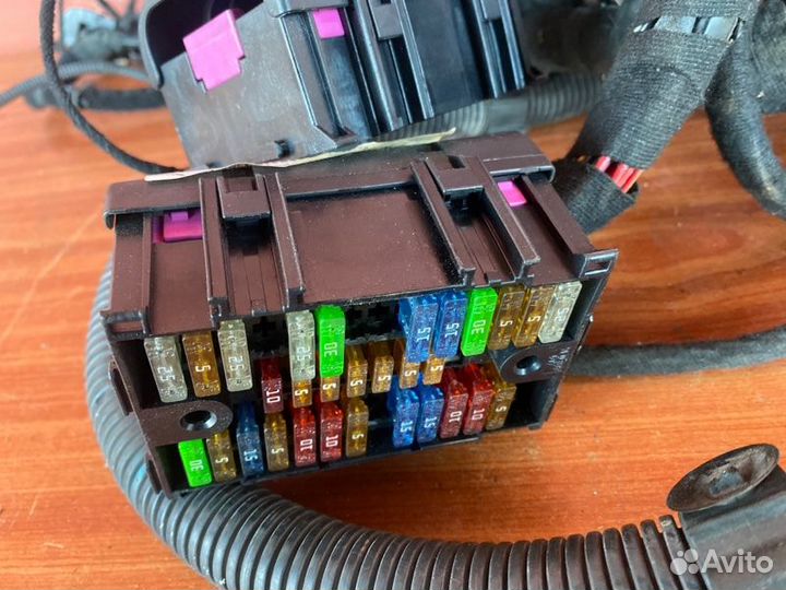 Проводка салона Vw Transporter T5 AXD 2005