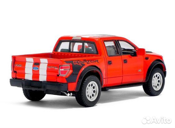 Машина металлическая Ford F-150 SVT