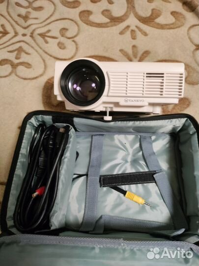 Проэктор vankyo