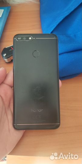 Телефон Honor 7a pro