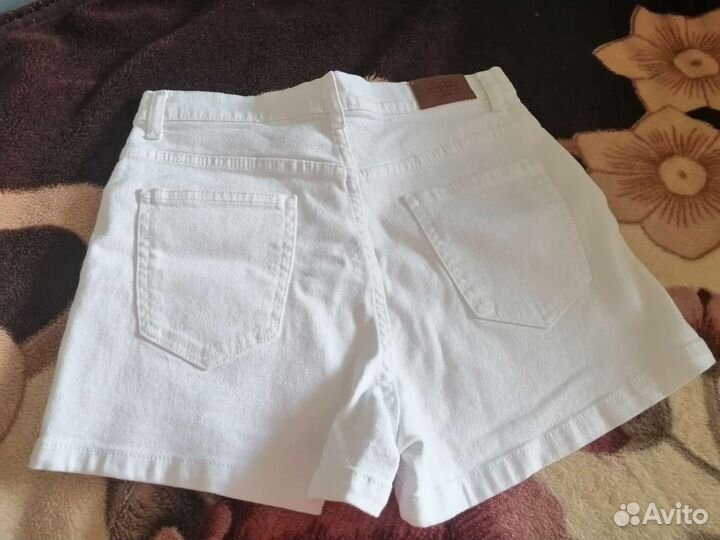 Белые женские шерты