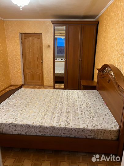 Спальный гарнитур. Кровать. Шкаф. Трюмо