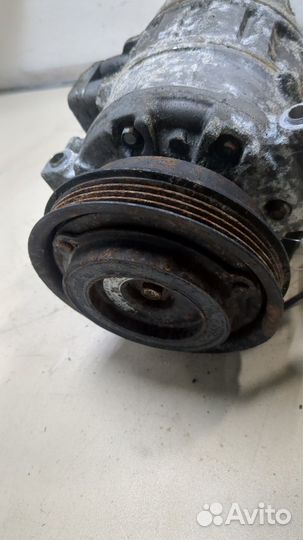 Компрессор кондиционера Volkswagen Passat 5