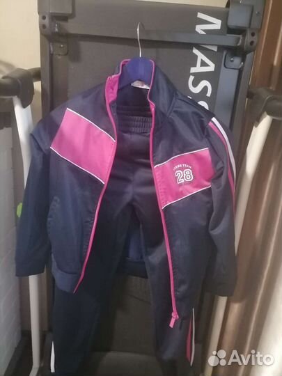 Спортивный костюм для девочки 140