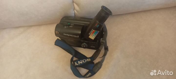 Видеокамера Sony Handycam Video 8 CCD-TR440E PAL