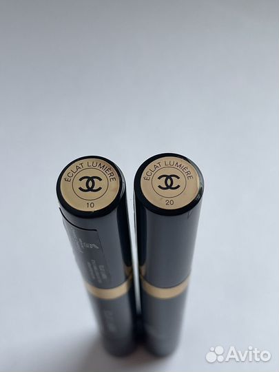 Chanel Eclat Lumiere Карандаш корректор для лица