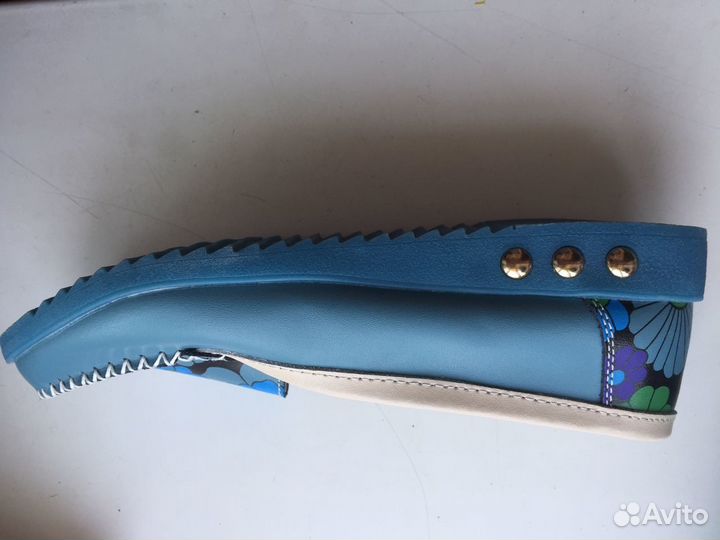 Продам мокасины