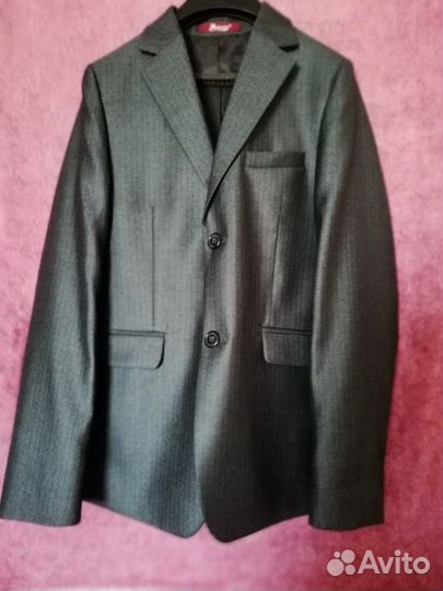 Школьный костюм