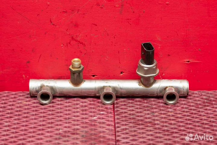 Топливная рампа Audi A6 C7 chva 2013