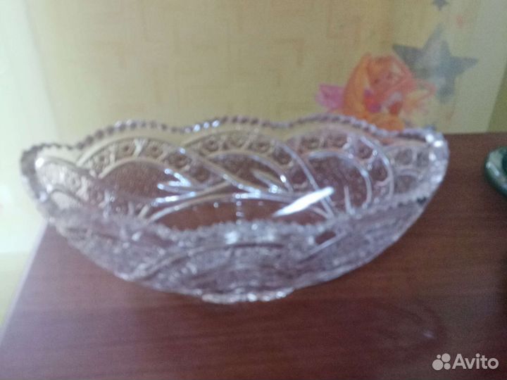 Хрустальная ваза