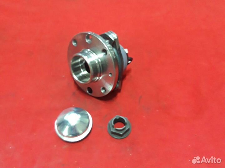 Ступица задняя Опель Астра Н (4 шпильки )