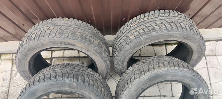 Kumho I'Zen KW22 205/55 R16 91T