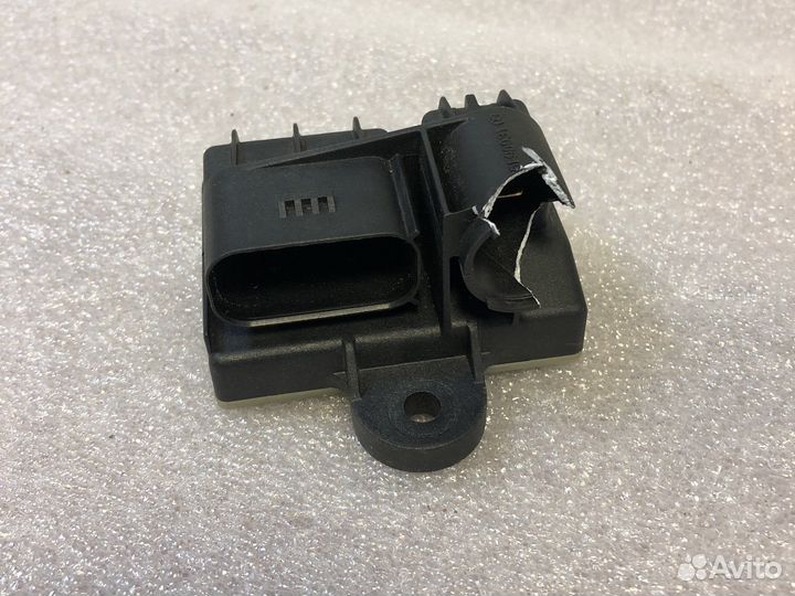 Реле накала свечей Mercedes Benz