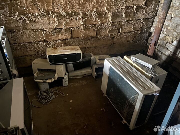 Под запчасти