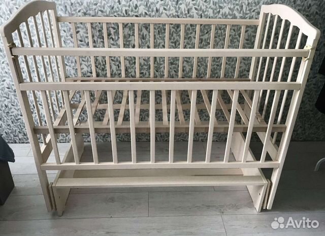 Кроватка для новорожденных