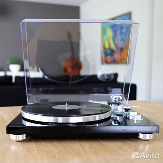 Проигрыватель виниловых дисков