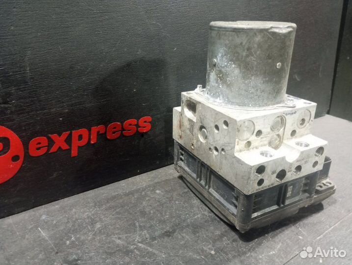 Блок ABS Bmw X5 E70