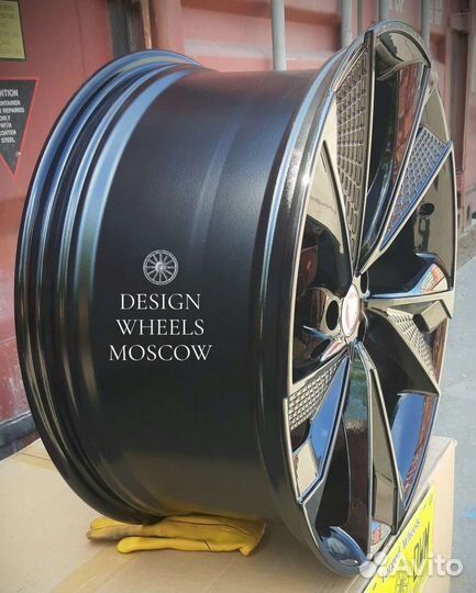 Кованые диски на Jaguar E-Pace R21